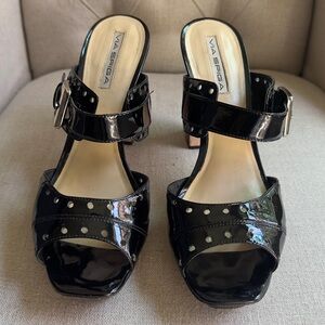 VIA SPIGA Brody Buckle Slide Sandal Patent Leather In Black Size 10
